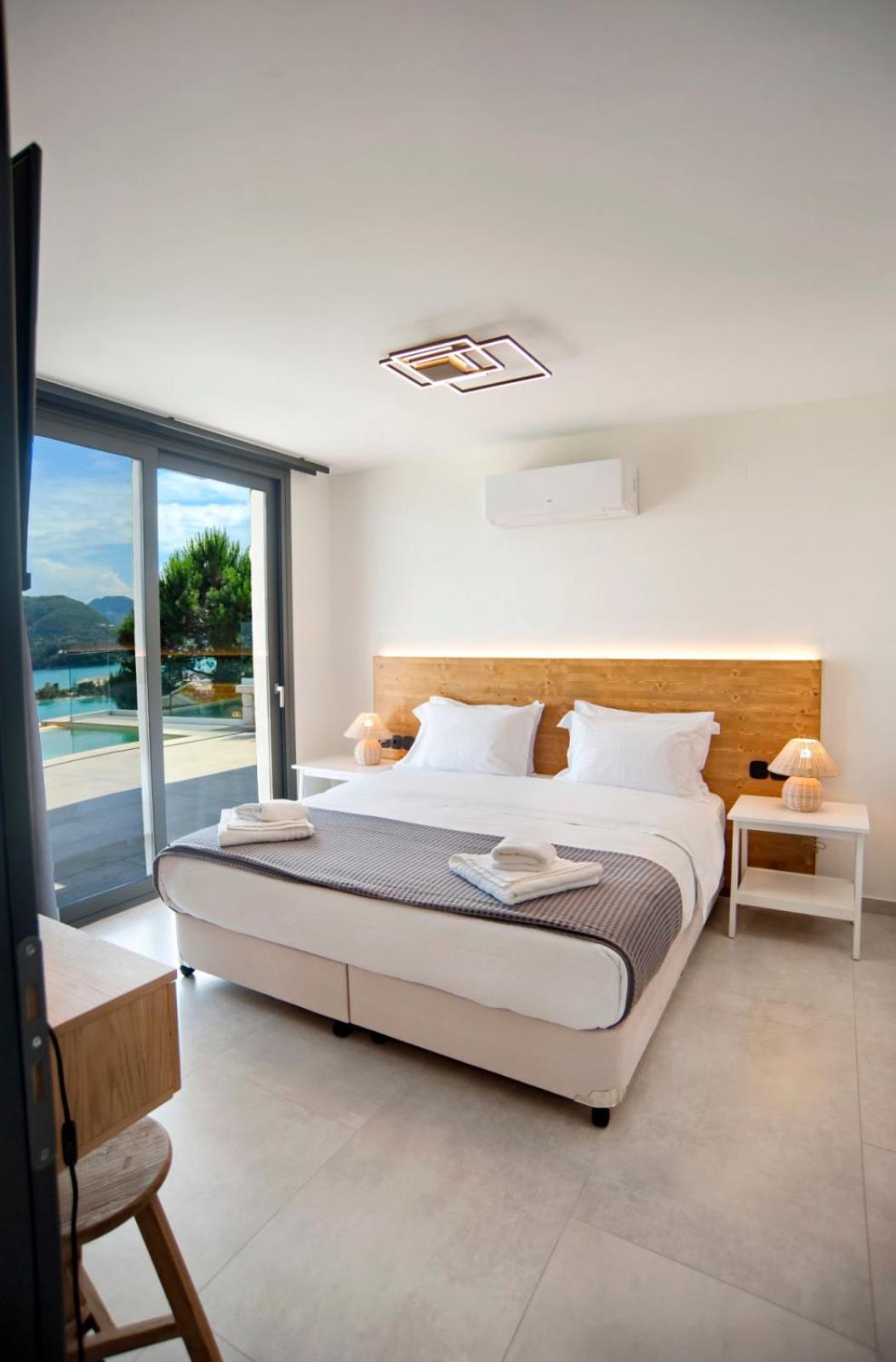 Smirties Villas