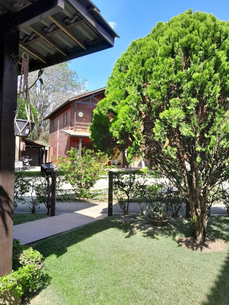 Casa 04 do Condomínio Privê Portal das Flores