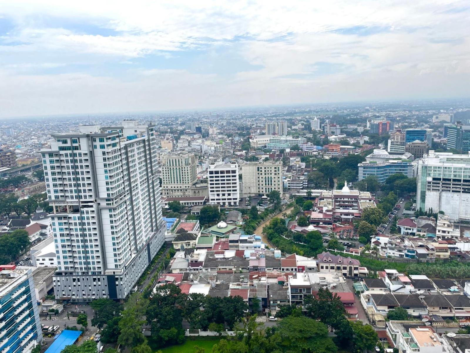 1Br 2-4 pax Podomoro overlooking Medan city view 5