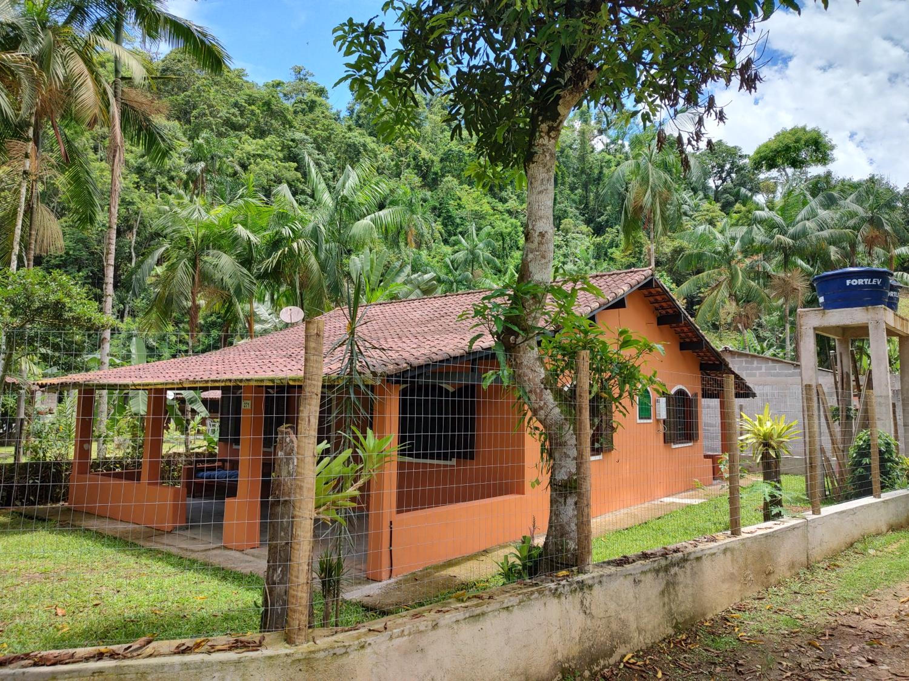 Casa Canto Belo