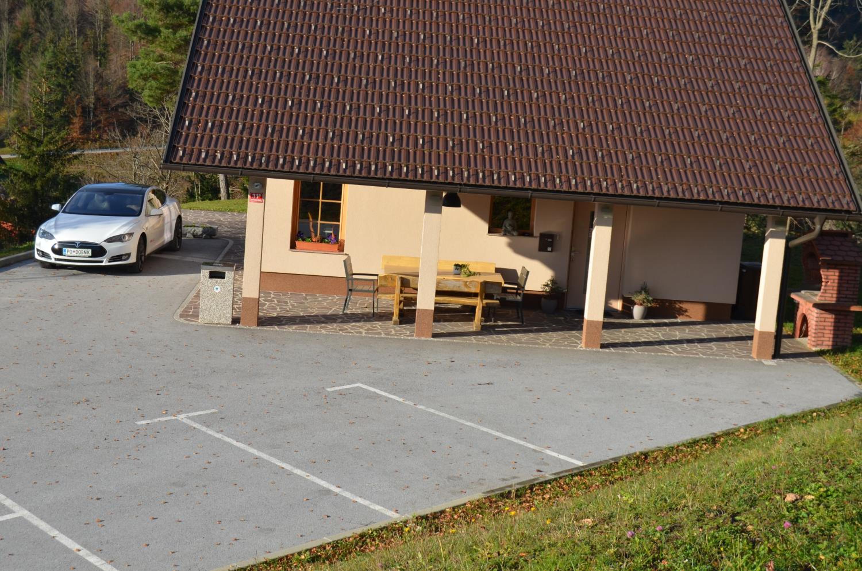 Photo 47