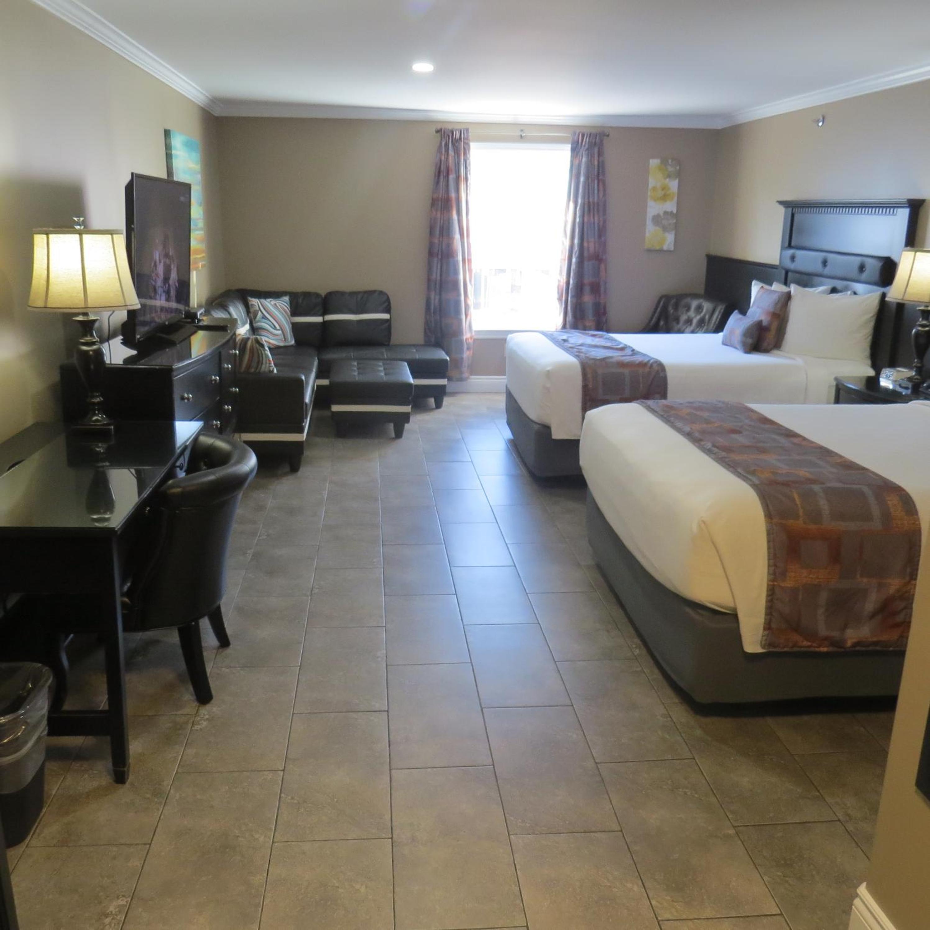 Dockside Suites