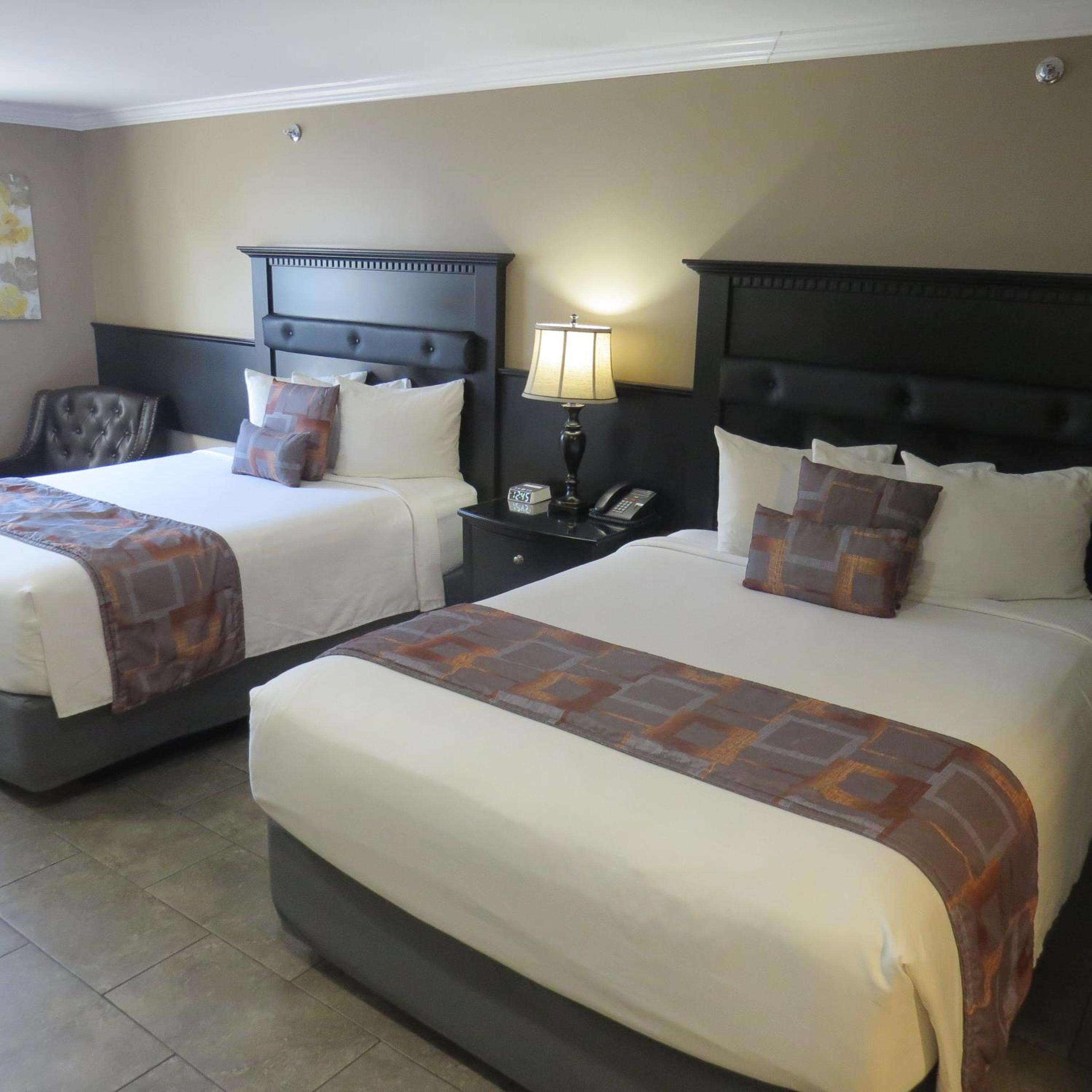 Dockside Suites