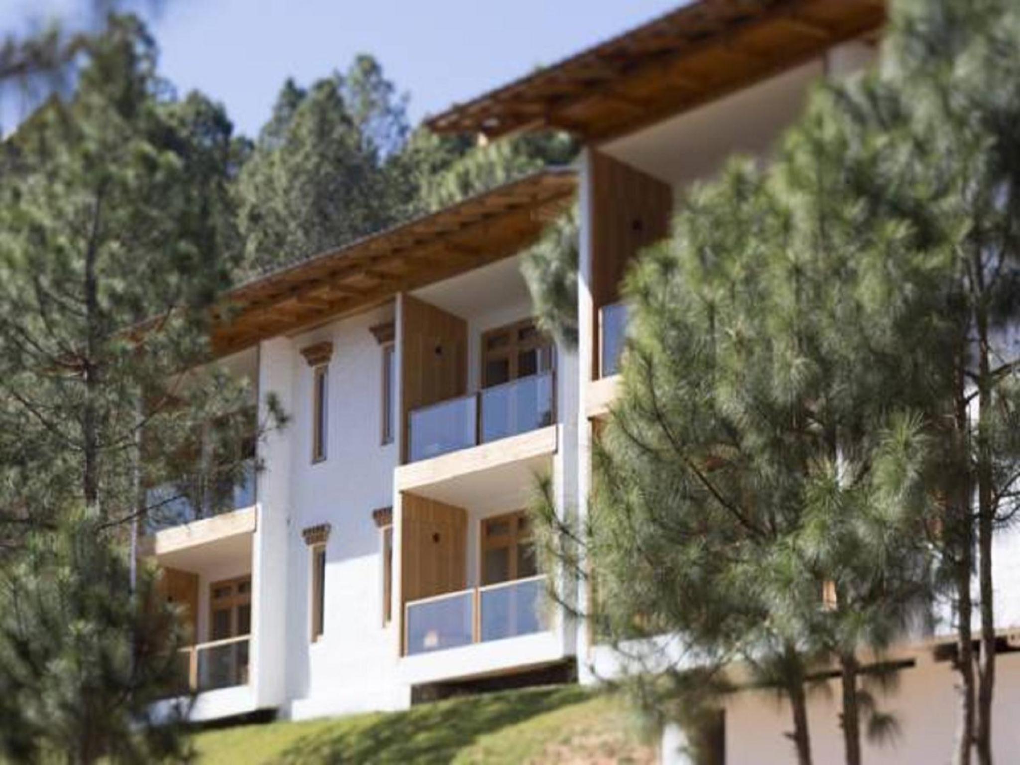 Dhensa Resort
