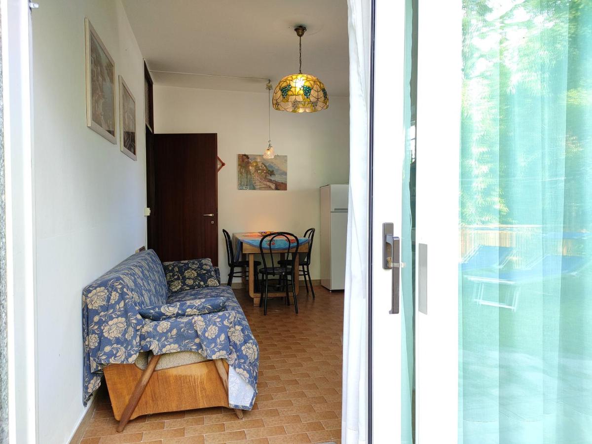 2 bedrooms appartement with enclosed garden and wifi at Arona 3 km away from the beach