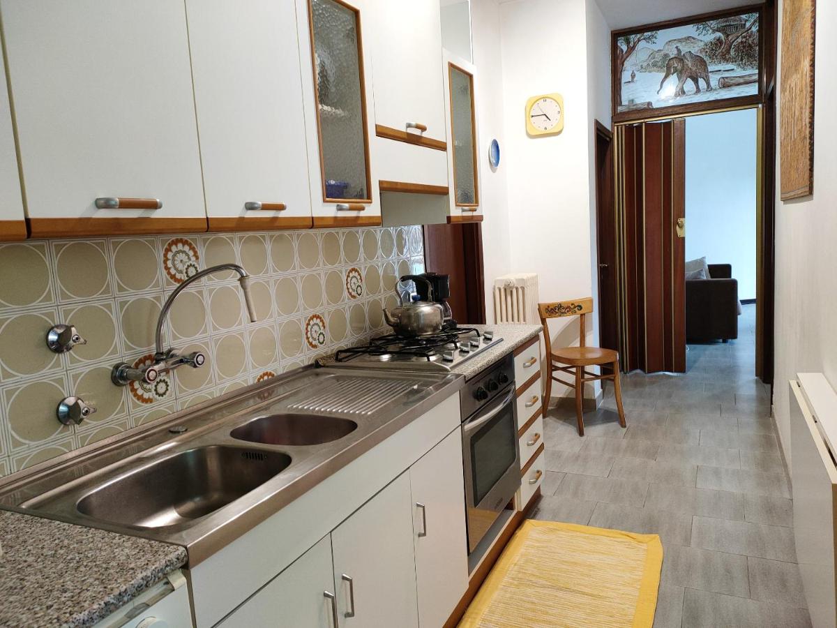 2 bedrooms appartement with enclosed garden and wifi at Arona 3 km away from the beach