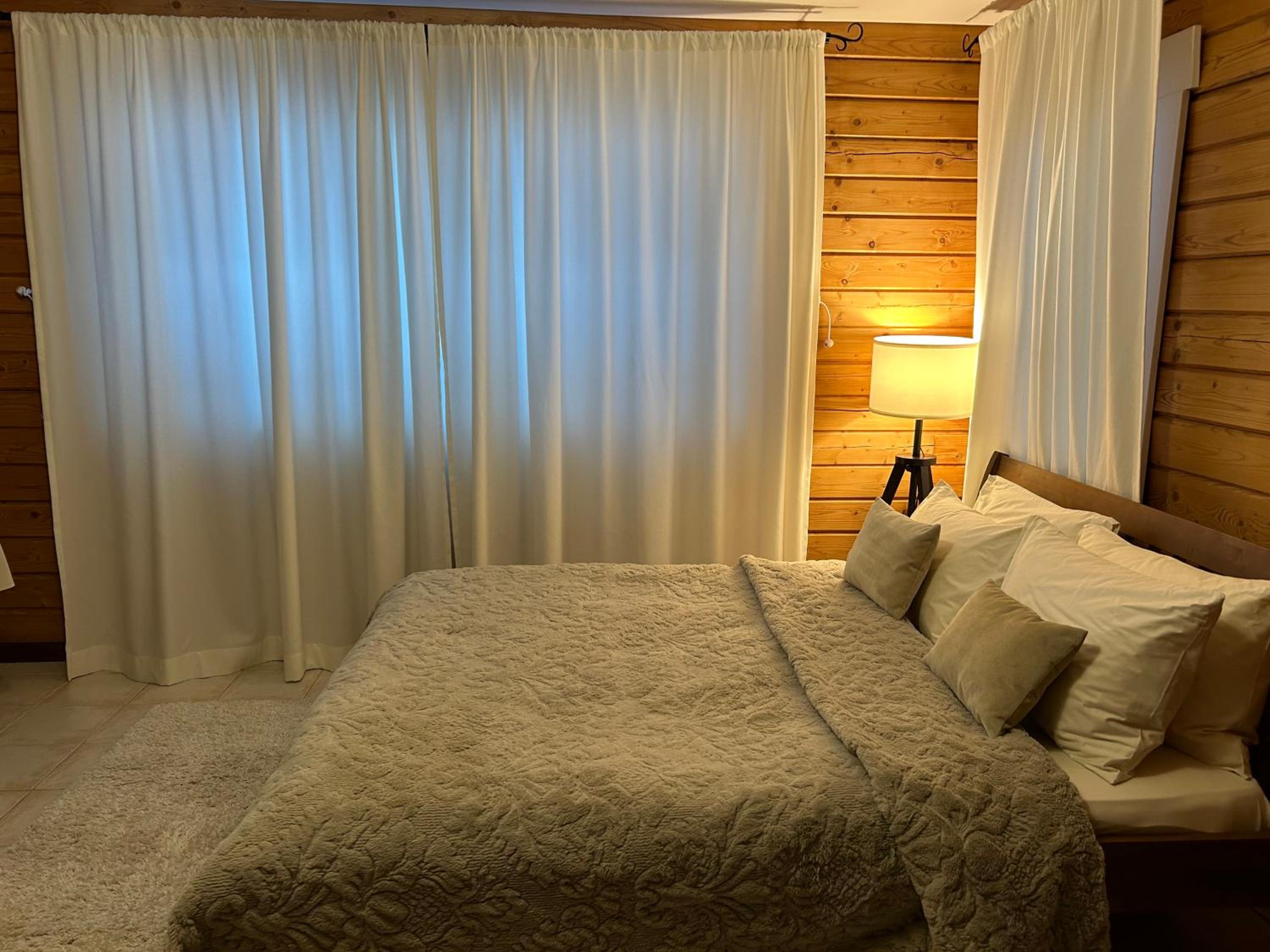 Romantic cozy house Kirzacinas pirts with sauna close to seaside