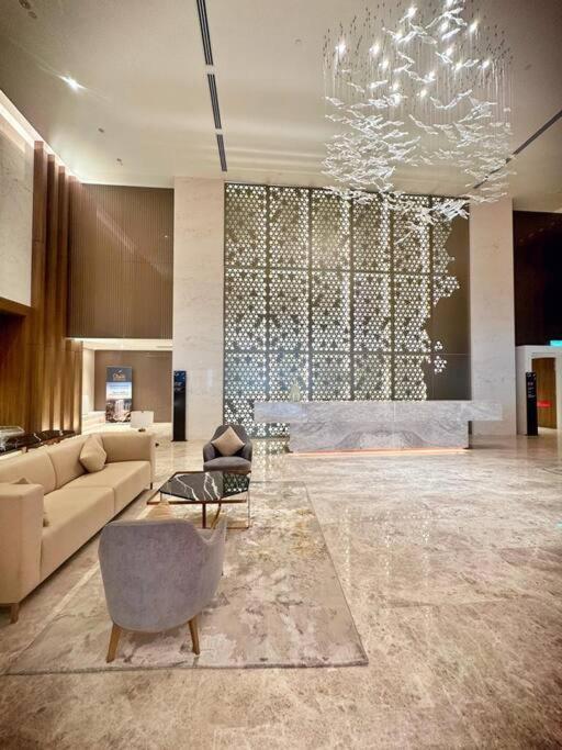 Q2 [2-4pax] Monorail-PavilionKL Bukit Bintang KLCC