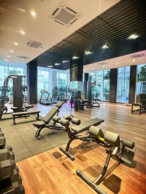 Q2 [2-4pax] Monorail-PavilionKL Bukit Bintang KLCC