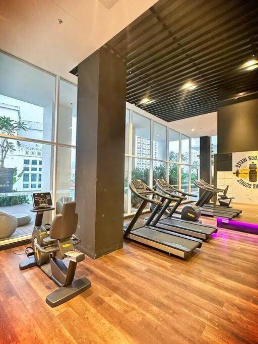 Q2 [2-4pax] Monorail-PavilionKL Bukit Bintang KLCC