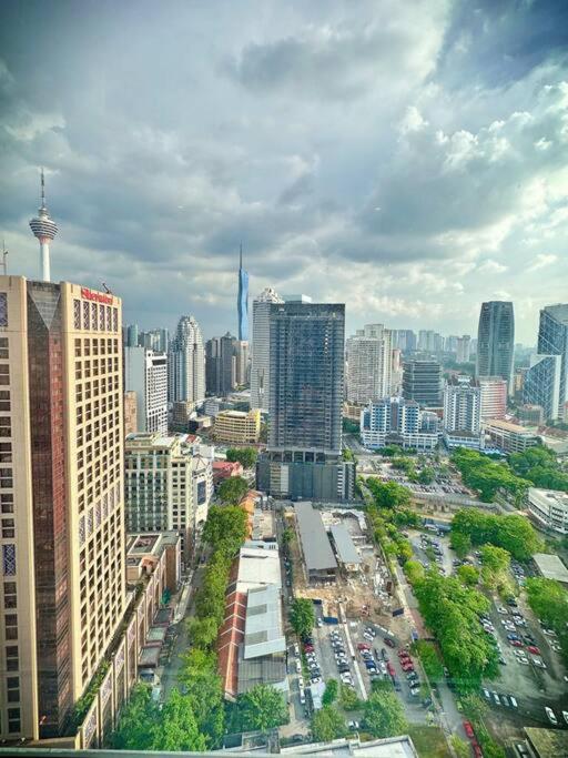 Q2 [2-4pax] Monorail-PavilionKL Bukit Bintang KLCC