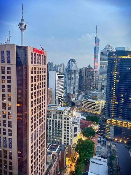 Q2 [2-4pax] Monorail-PavilionKL Bukit Bintang KLCC