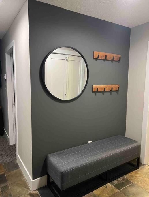 The Eden Whistler - Luxury 2 BDRM Ski in / Ski out