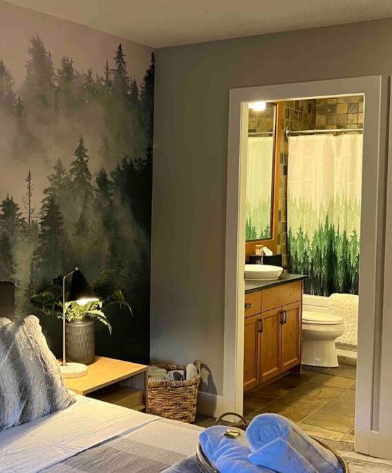 The Eden Whistler - Luxury 2 BDRM Ski in / Ski out