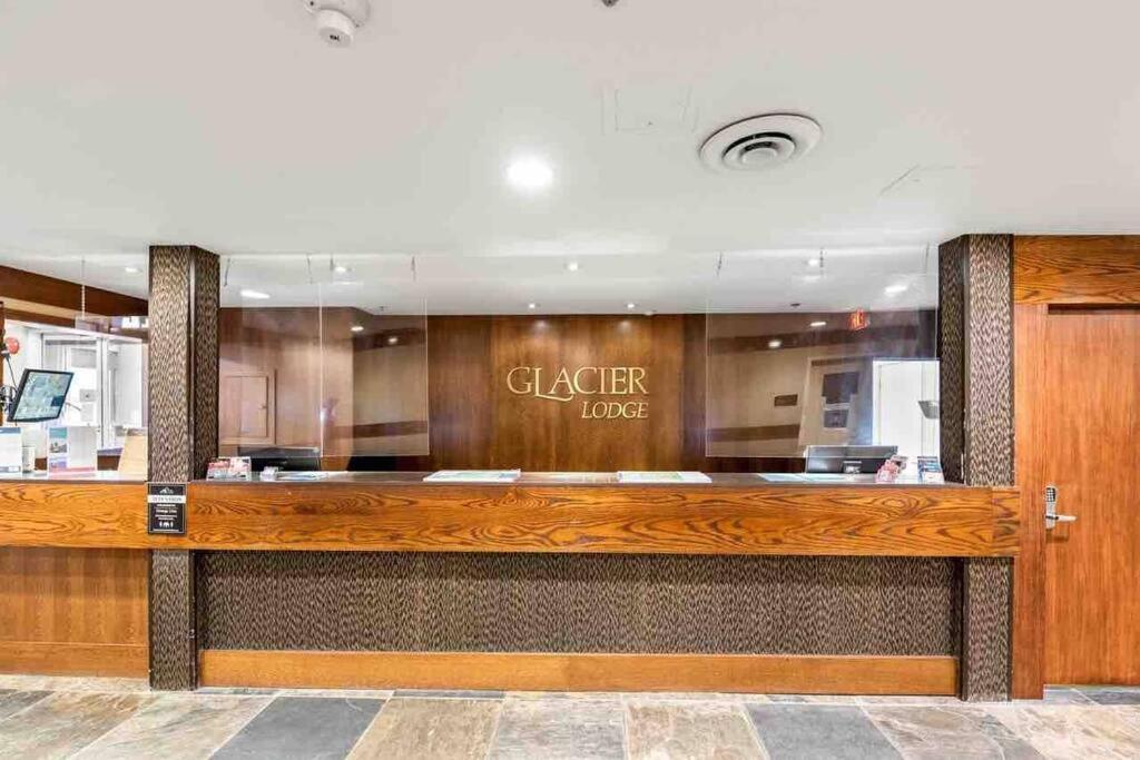 The Eden Whistler - Luxury 2 BDRM Ski in / Ski out