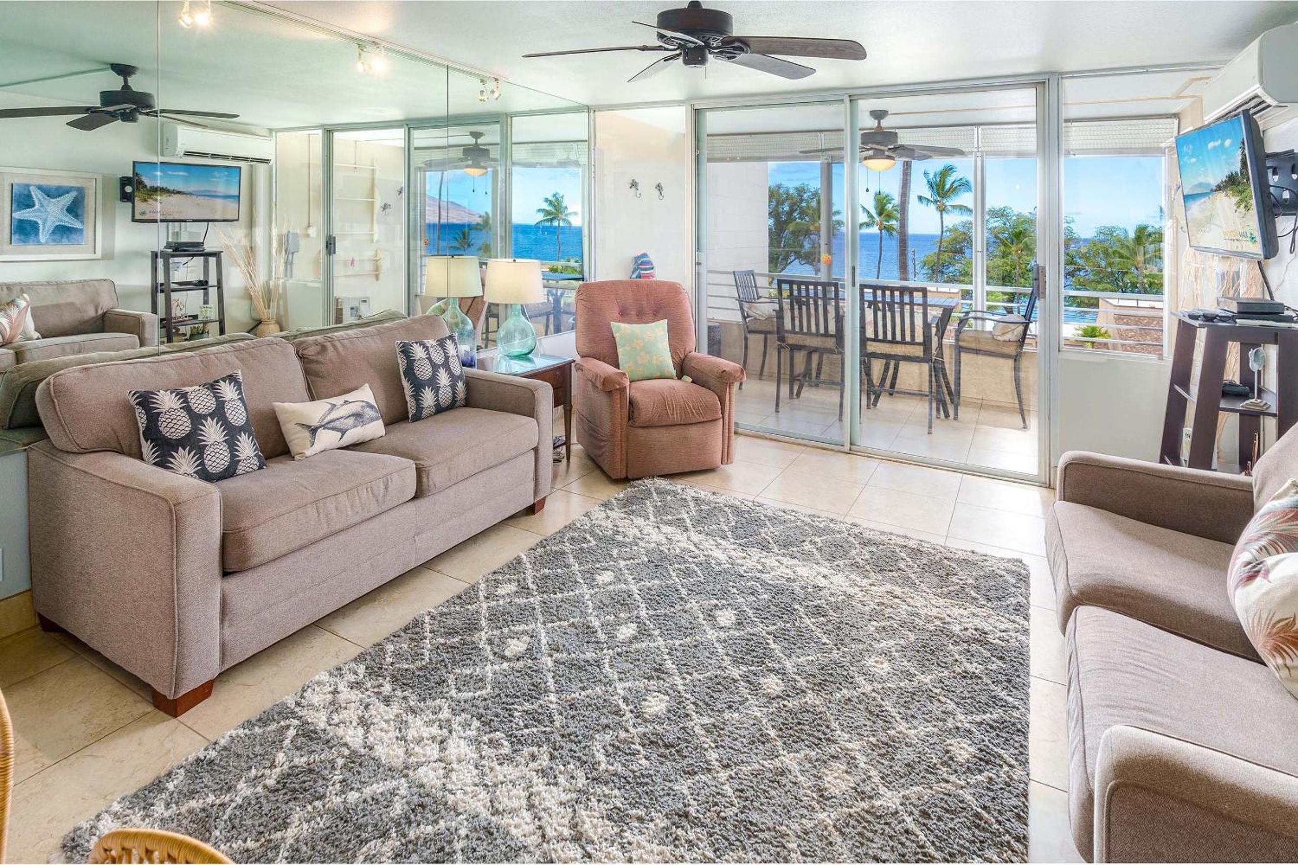 Kamaole Beach Royale 404 - Panoramic Ocean Views view 3