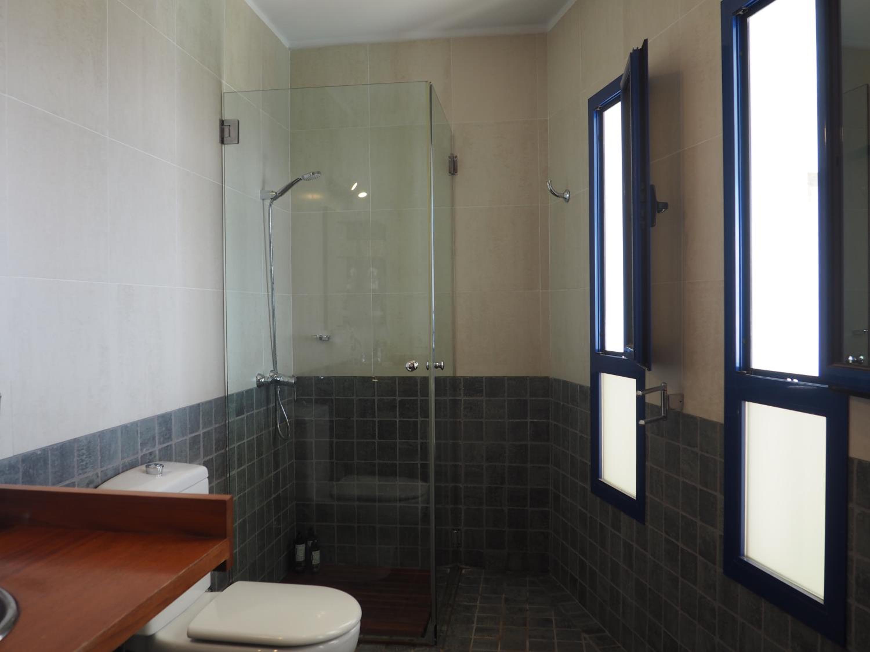 Photo 37