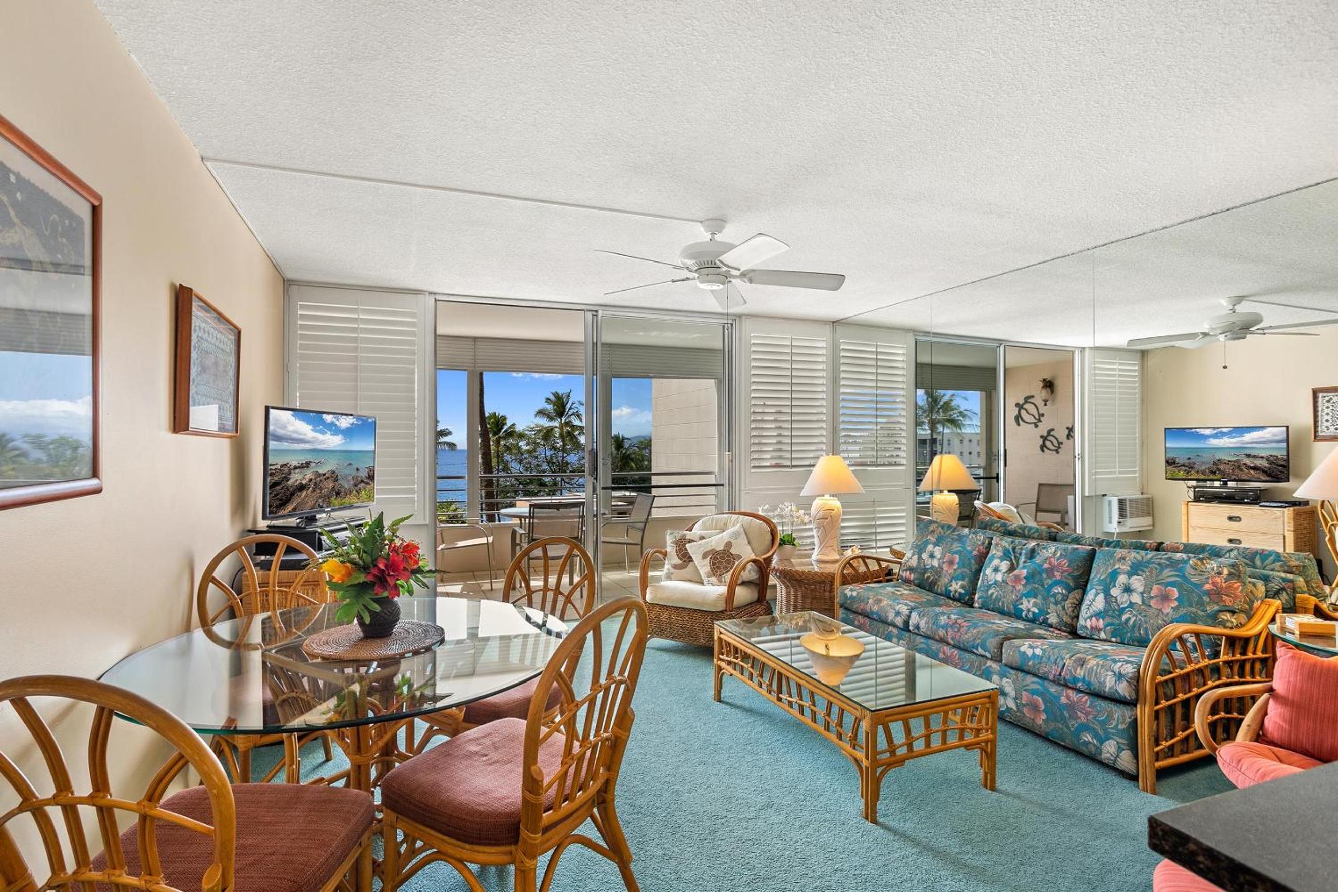 Kamaole Beach Royale 409 - Commanding Ocean Views view 2
