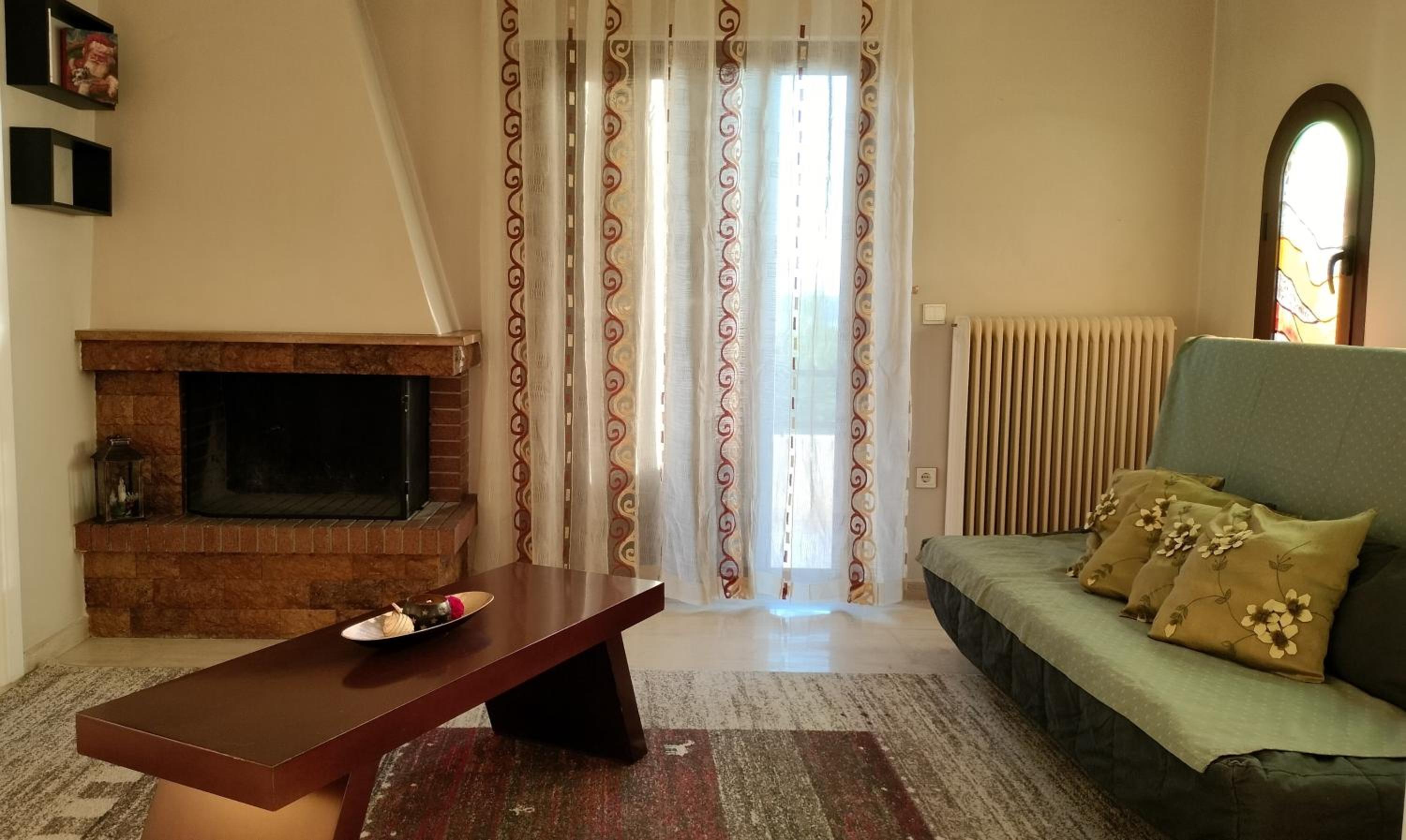 Spata sunrise house