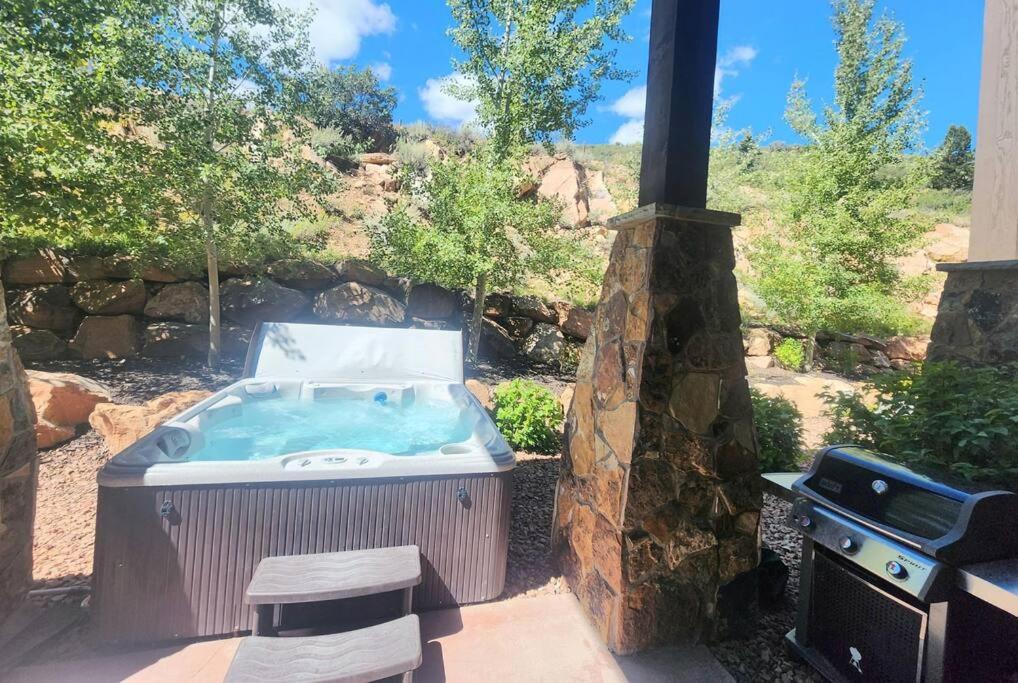 Great spot and private hot tub, walk to lifts. view 3
