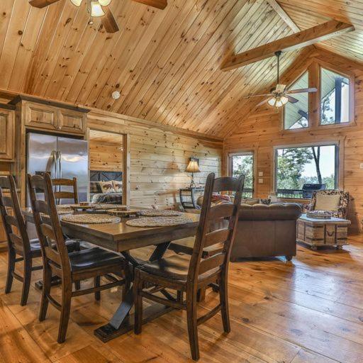 Spacious but cozy, secluded but close to everything