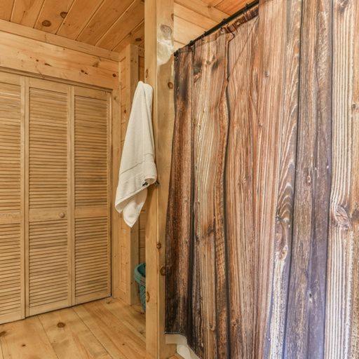 Spacious but cozy, secluded but close to everything