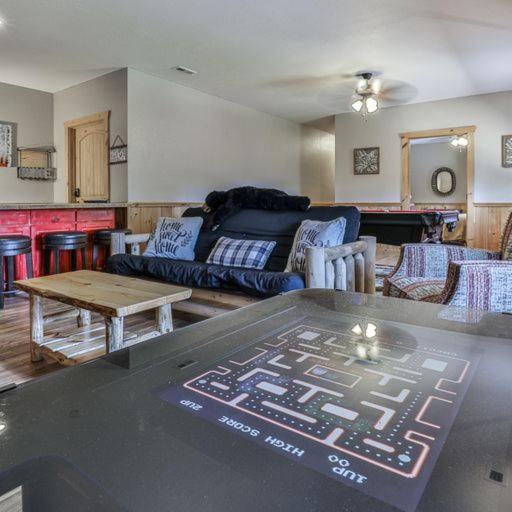 Spacious but cozy, secluded but close to everything