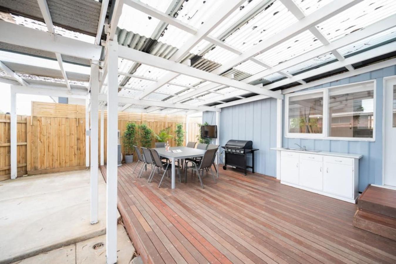 Morgans Walk 2 Beach Shops Park Pets OK