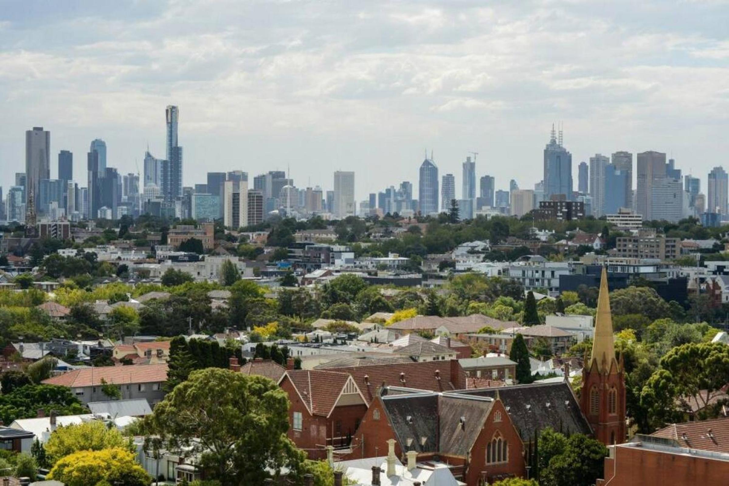 UPTOWN City Views in the Heart of South Yarra
