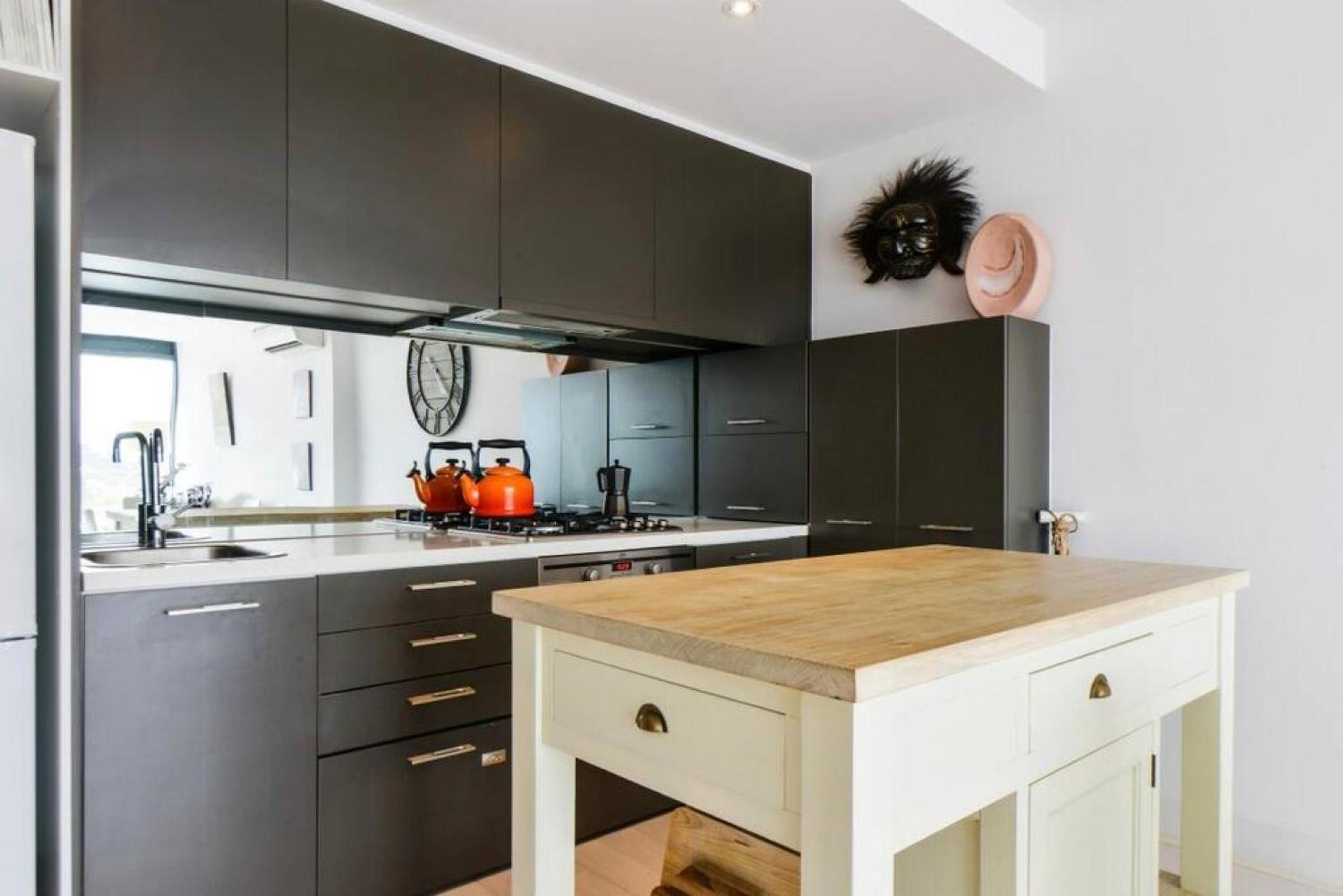 UPTOWN City Views in the Heart of South Yarra