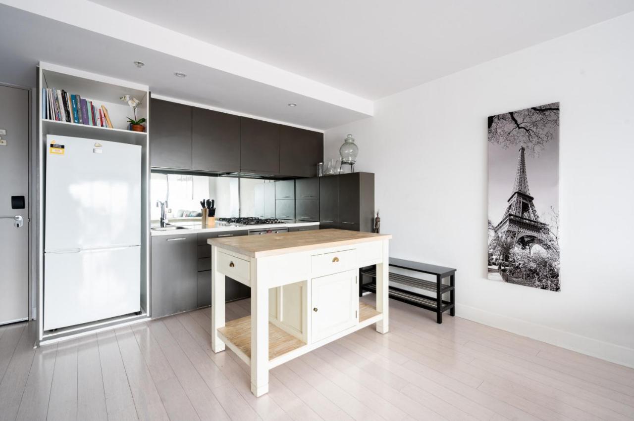 UPTOWN City Views in the Heart of South Yarra