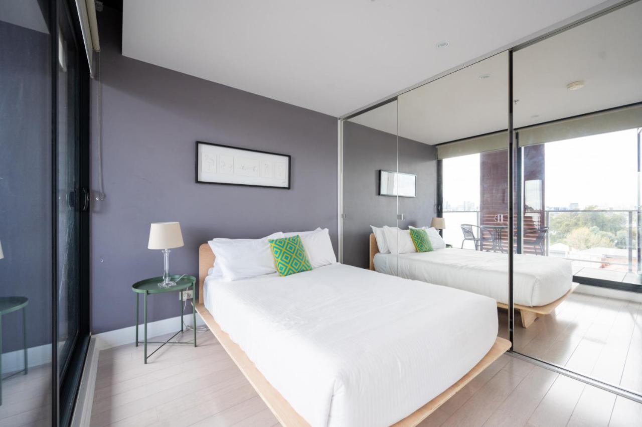 UPTOWN City Views in the Heart of South Yarra