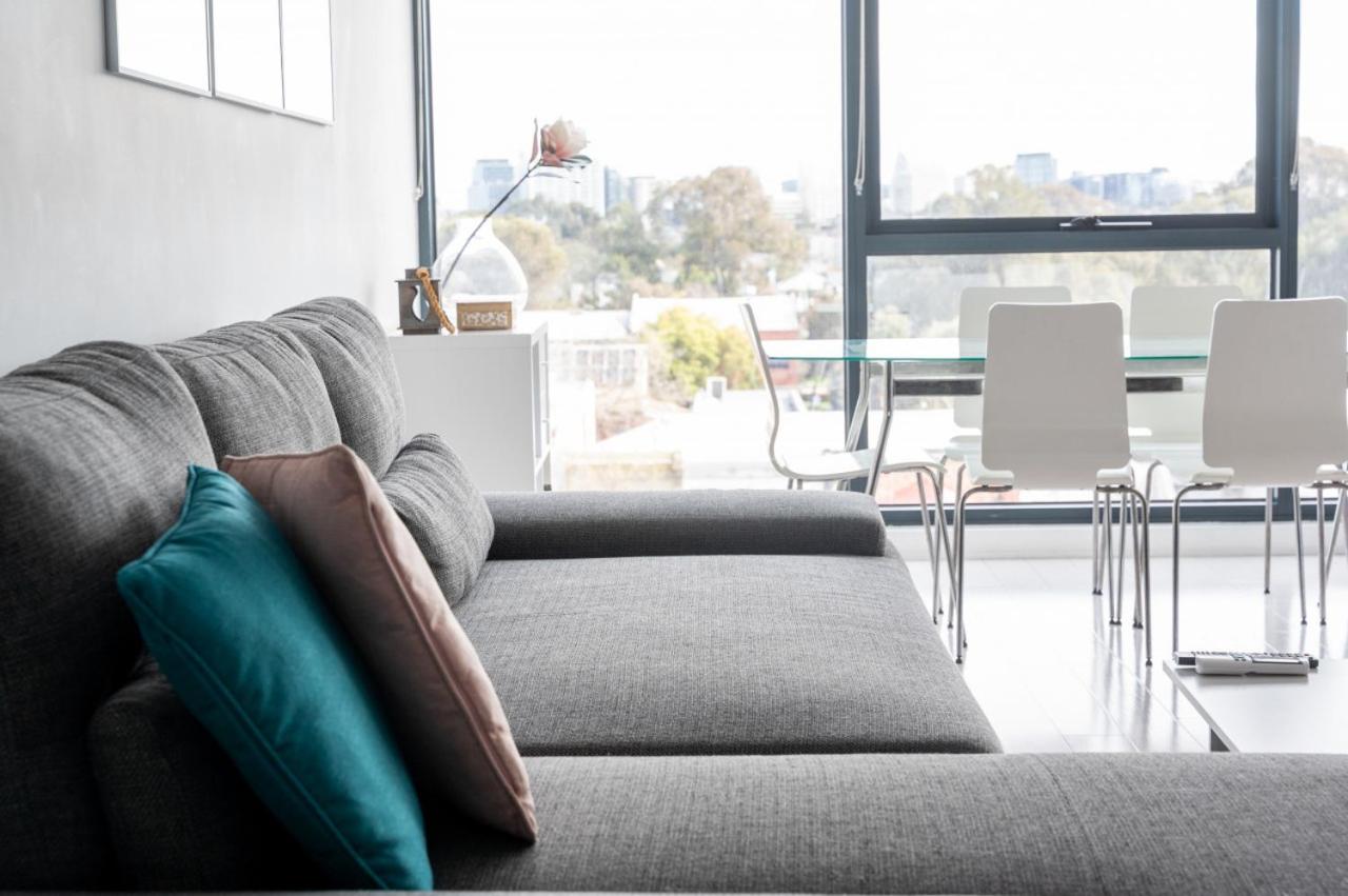 UPTOWN City Views in the Heart of South Yarra