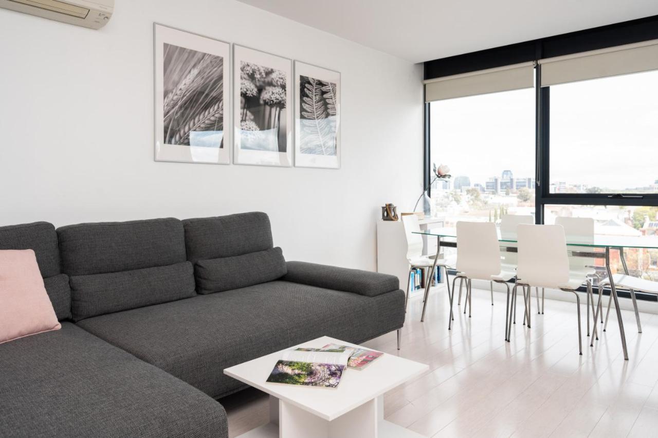 UPTOWN City Views in the Heart of South Yarra