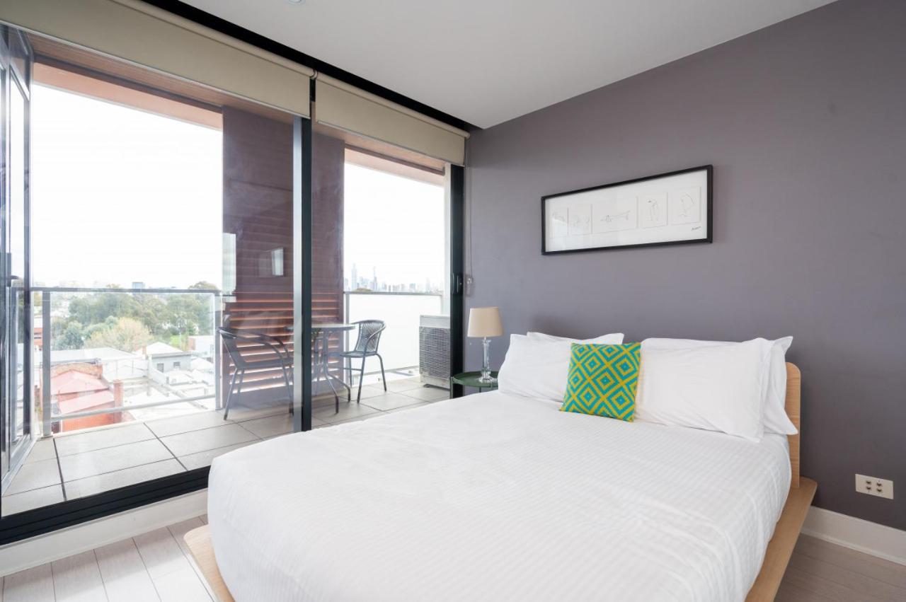 UPTOWN City Views in the Heart of South Yarra