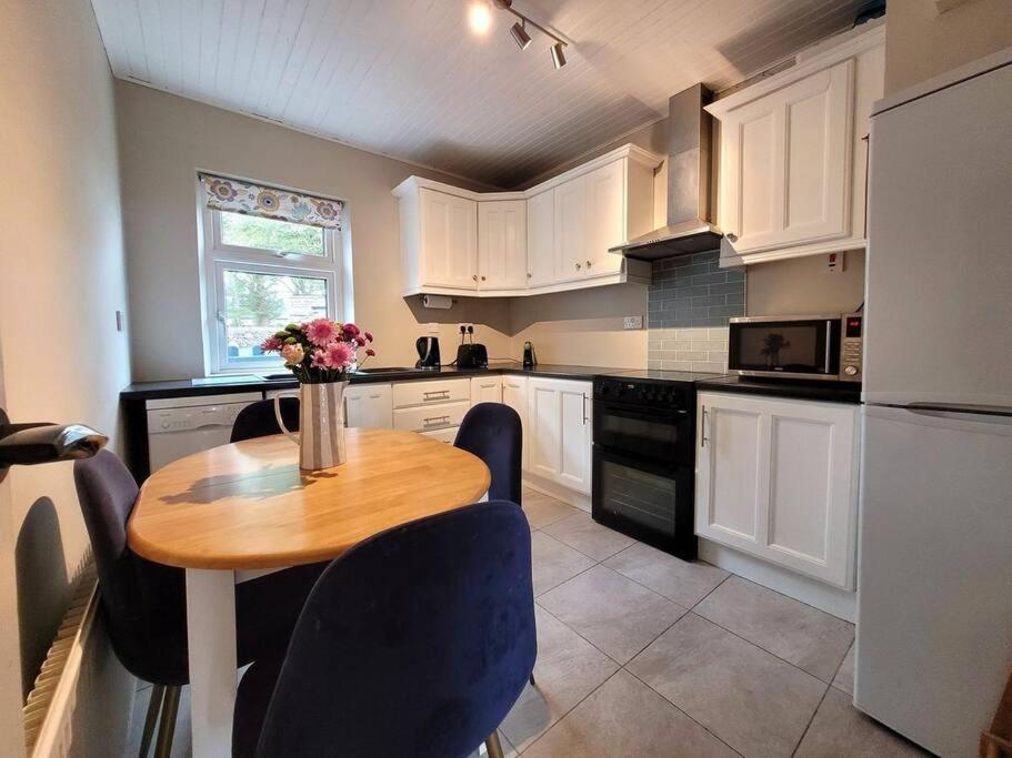 Killawalla Cottage, Westport. view 3
