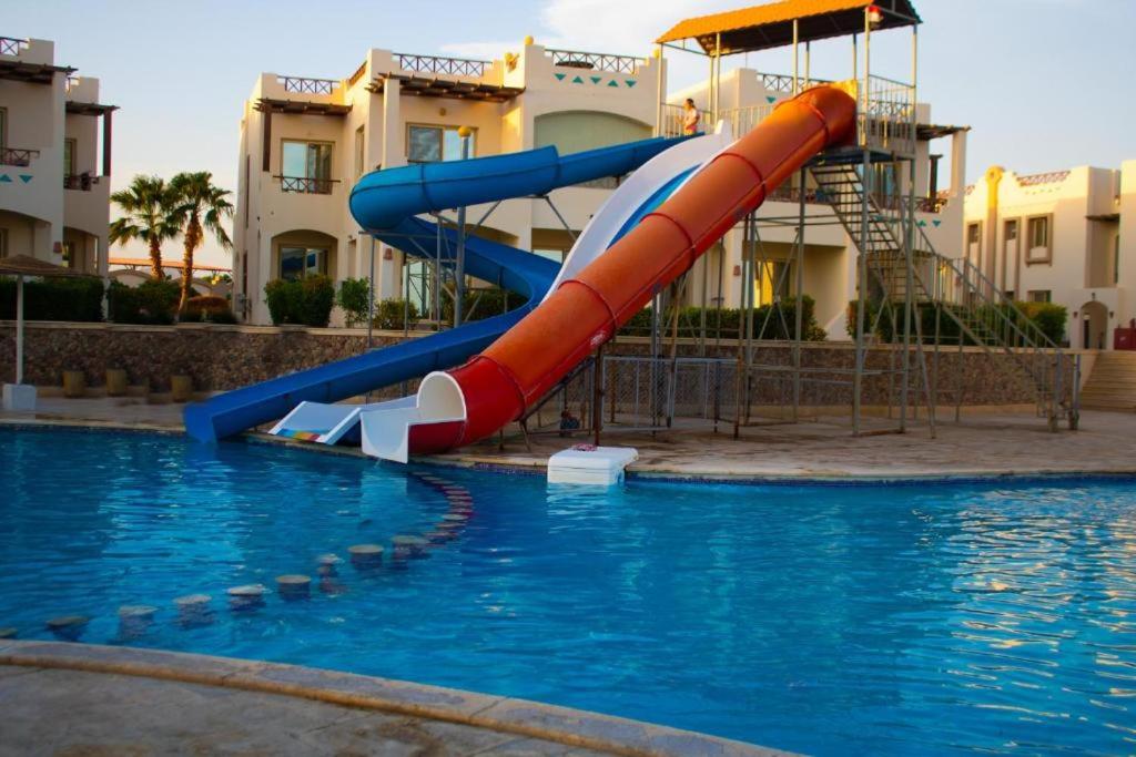 Sharks Bay Oasis Hotel