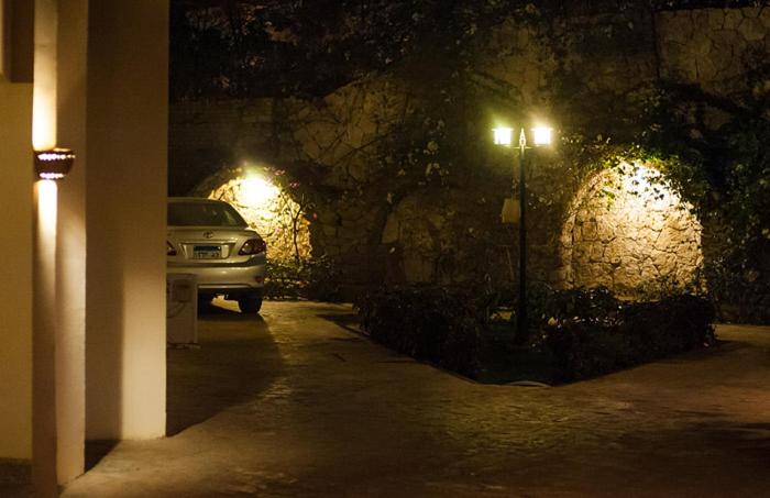 Sharks Bay Oasis Hotel