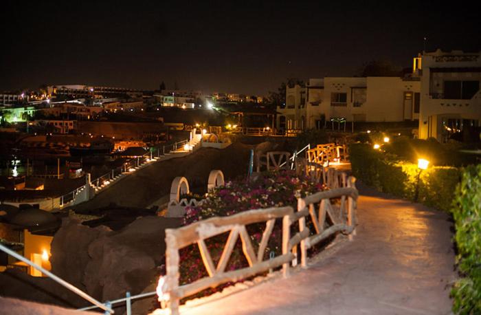 Sharks Bay Oasis Hotel