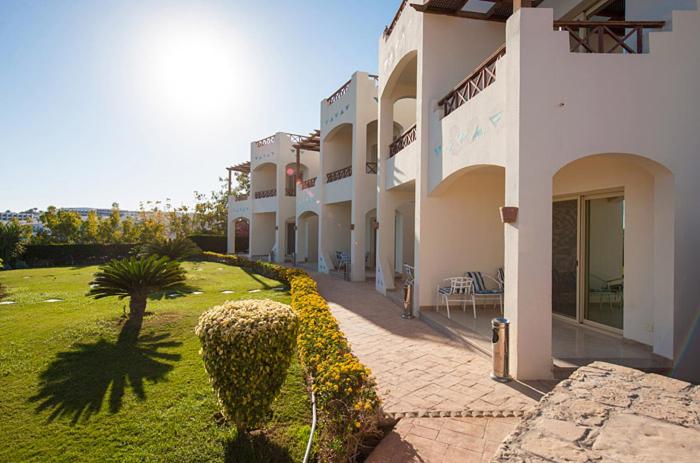 Sharks Bay Oasis Hotel