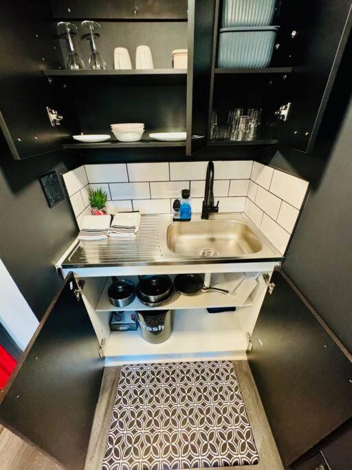 New Tiny Home Uptown Phoenix (Unit E) view 4