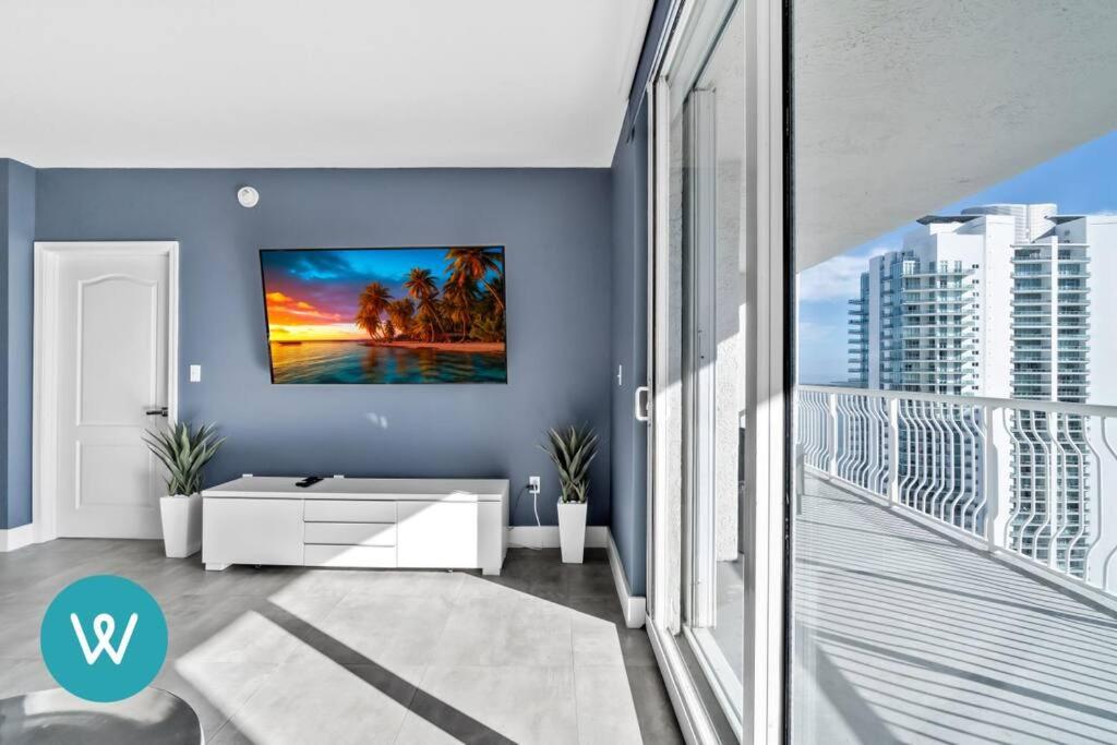 High-End Condo in Glamorous Brickell