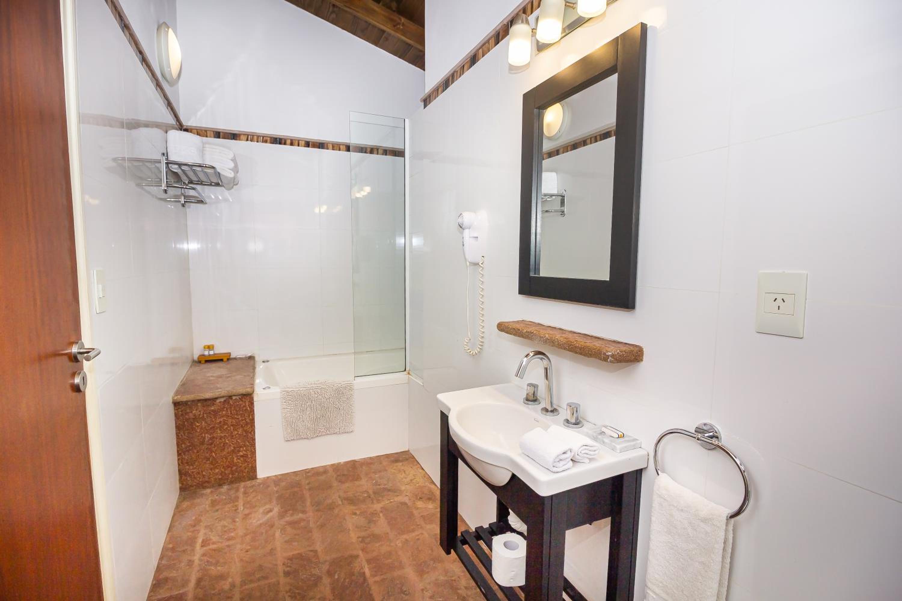 Punta Cerezo Apart