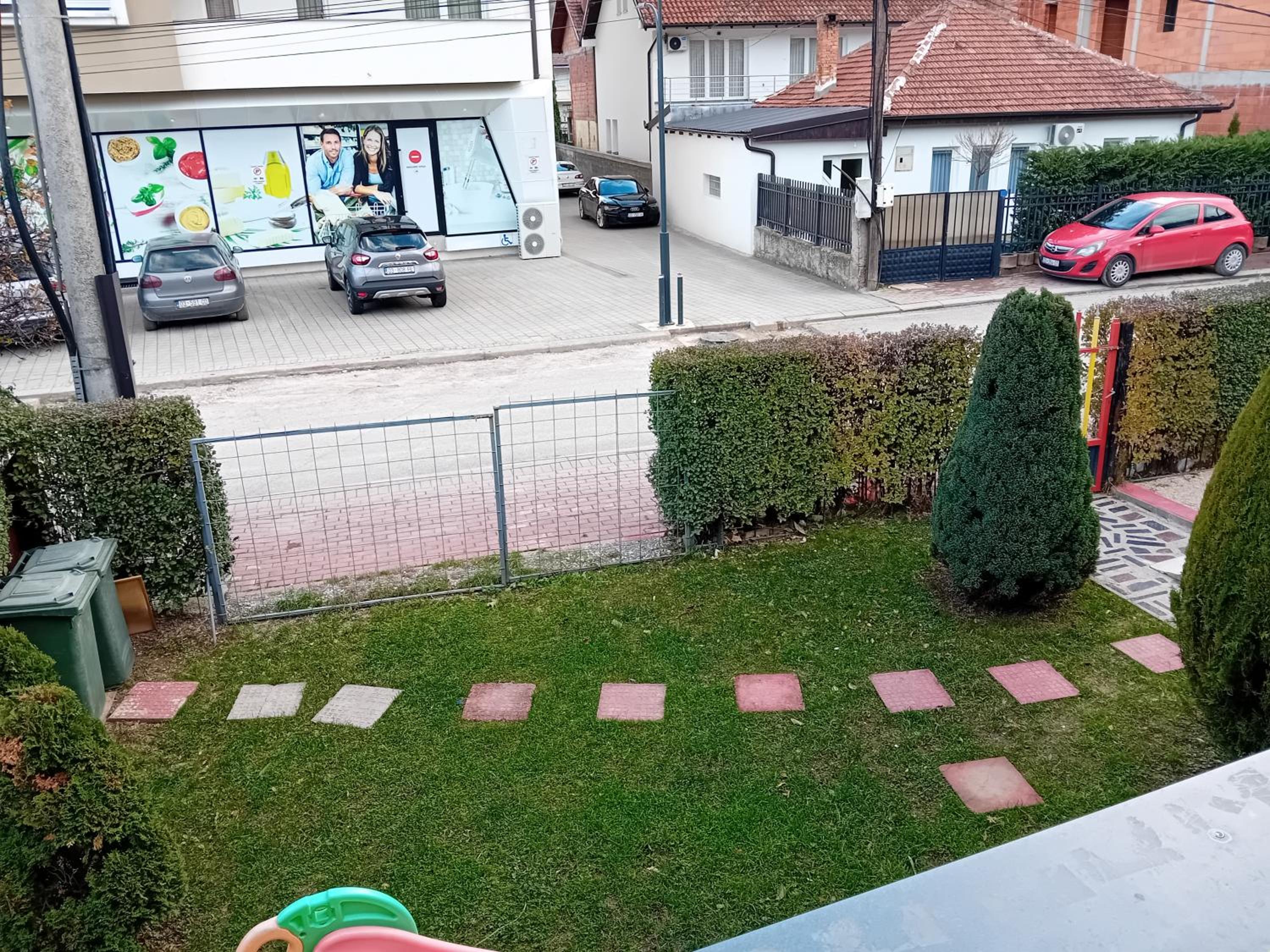 Pejë, photo 9