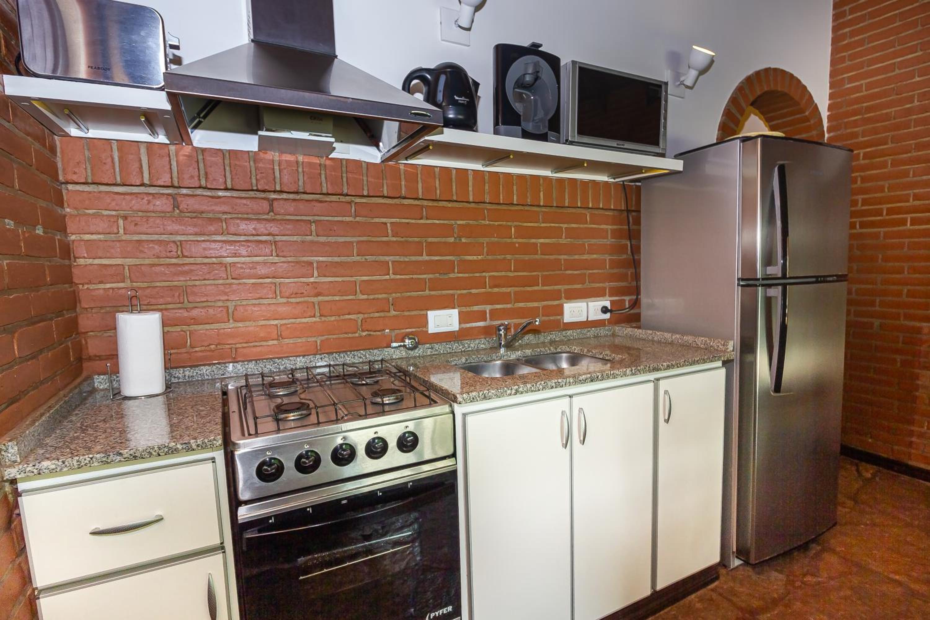 Punta Cerezo Apart