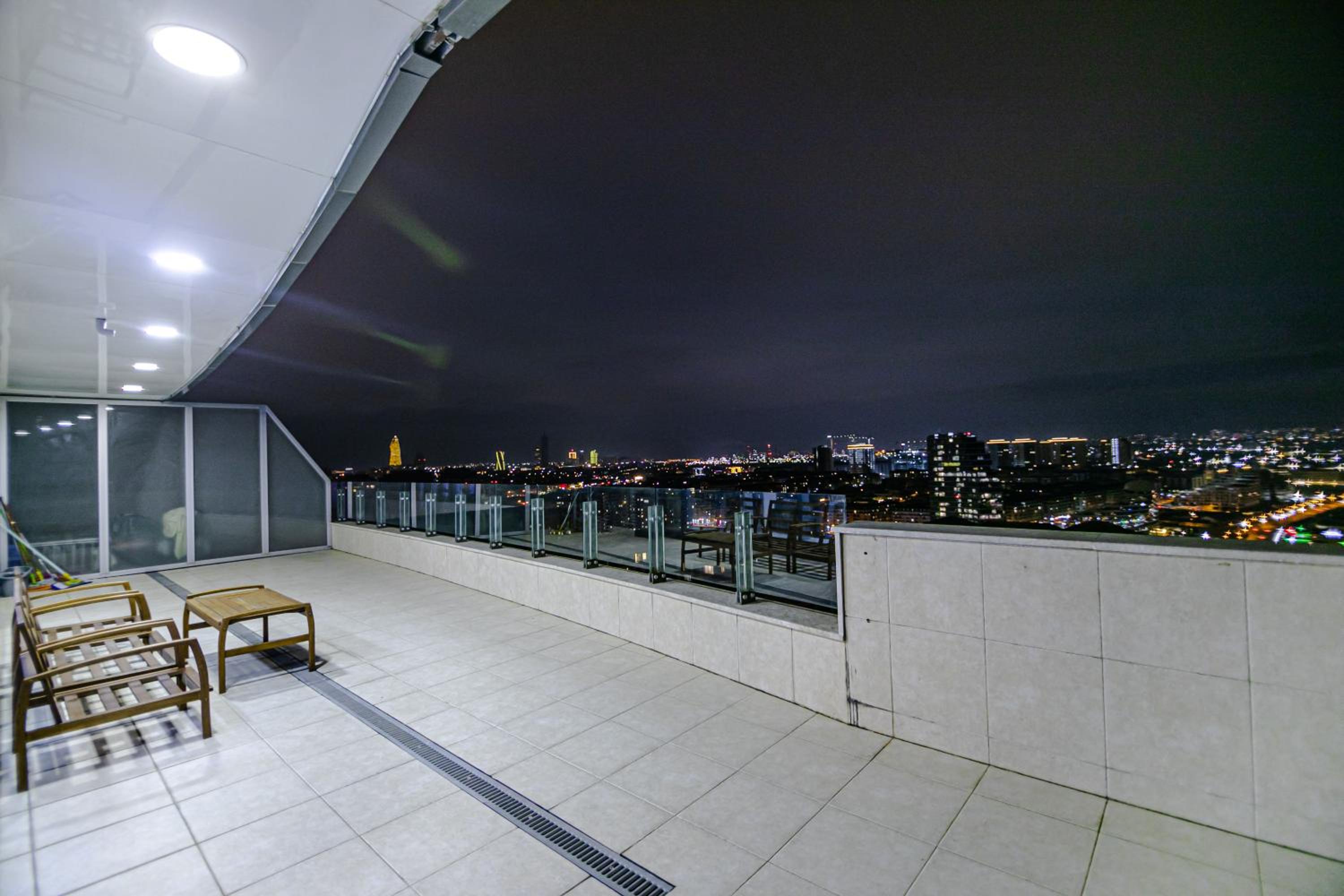Baku Sky House in Megafun Residance