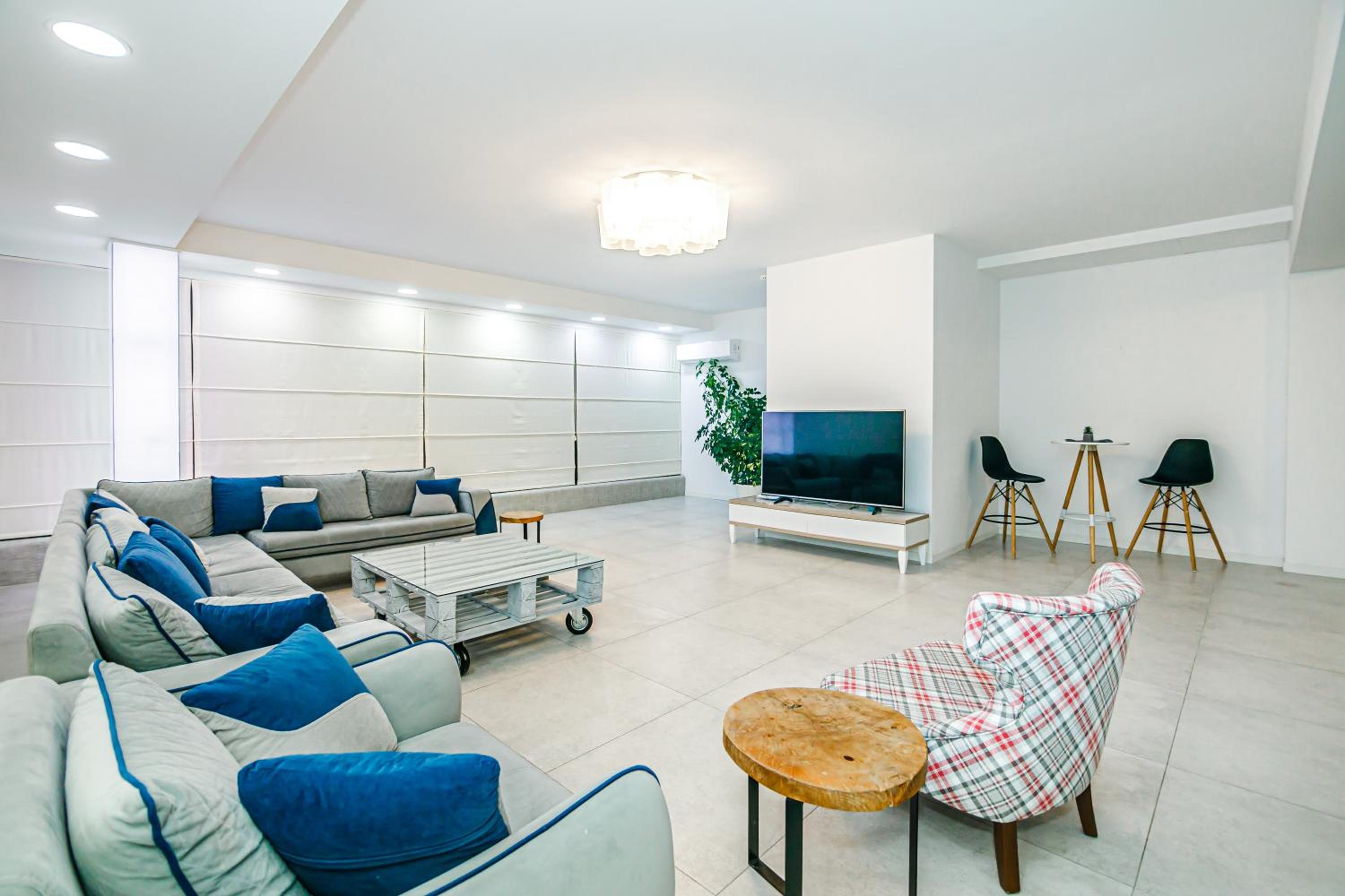 Baku Sky House in Megafun Residance
