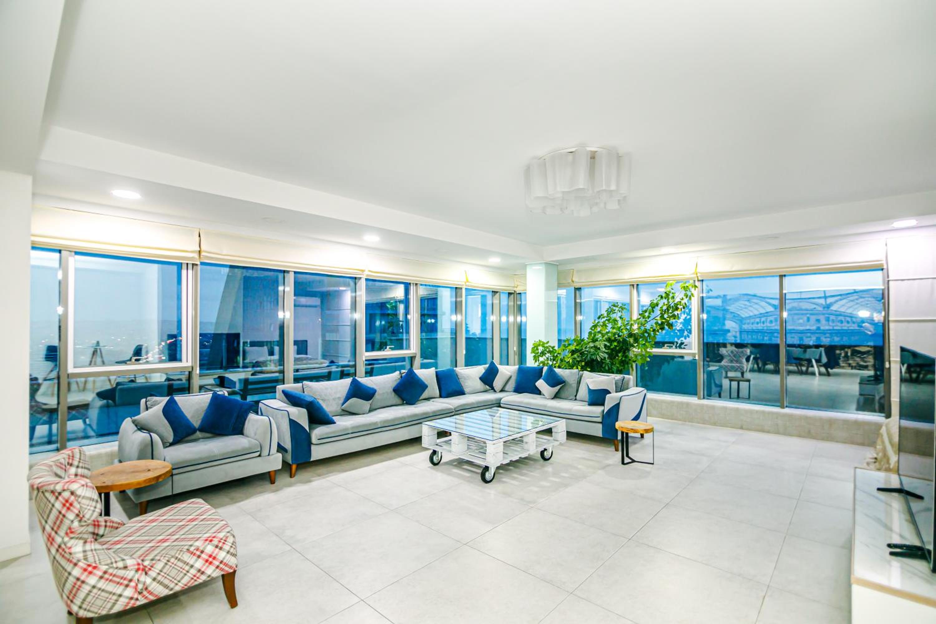 Baku Sky House in Megafun Residance