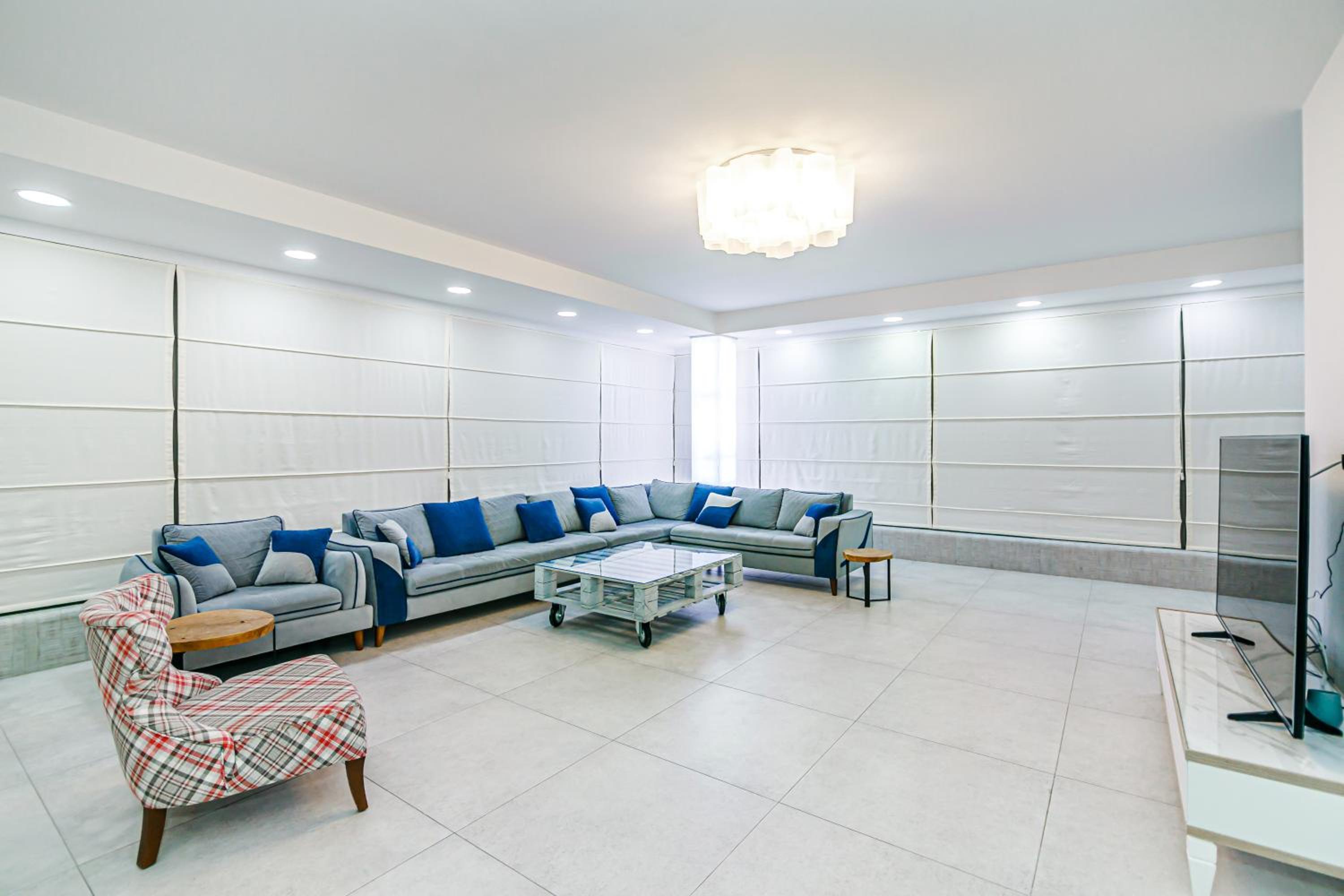 Baku Sky House in Megafun Residance