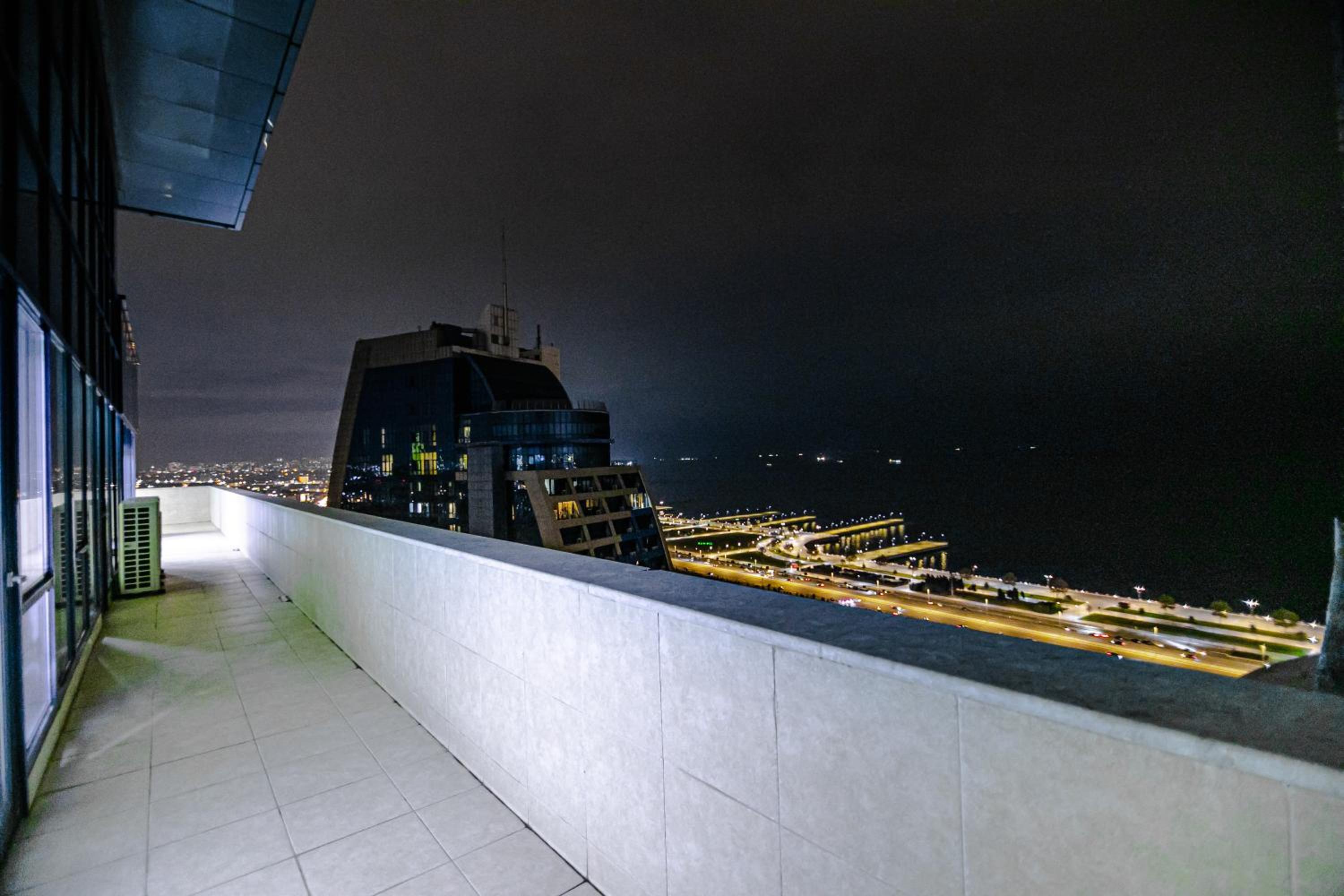 Baku Sky House in Megafun Residance